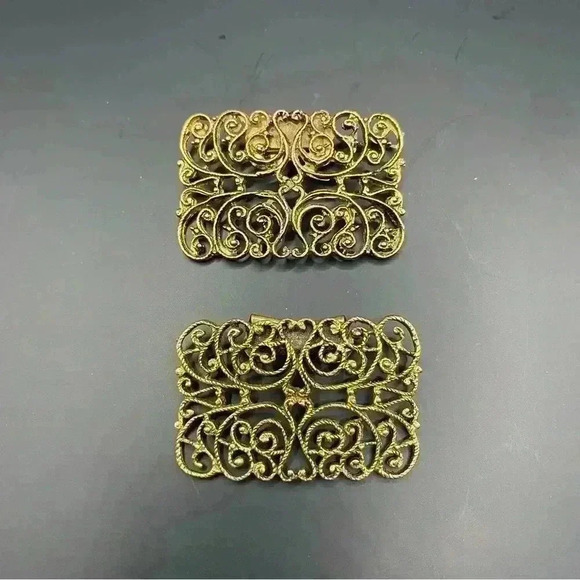 Vintage Gold Tone Square Filigree Shoe Clips Signed Musi - Picture 2 of 8